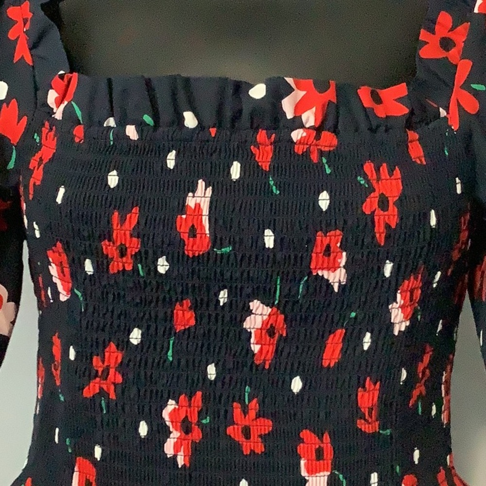 KATE SPADE|| Puff Sleeve Top NWOT - Picture 7 of 11